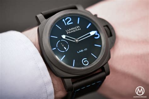 monochrome watches pam700 specs